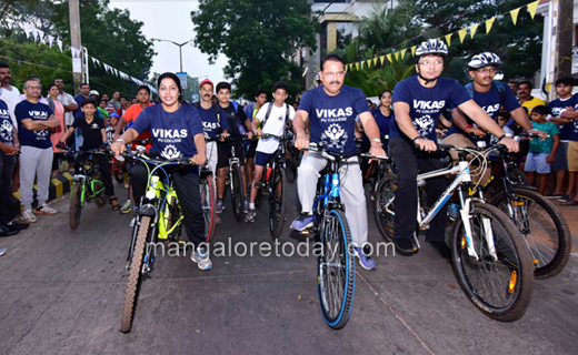 Cycle rally